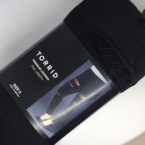 Torrid new black leggings size 0